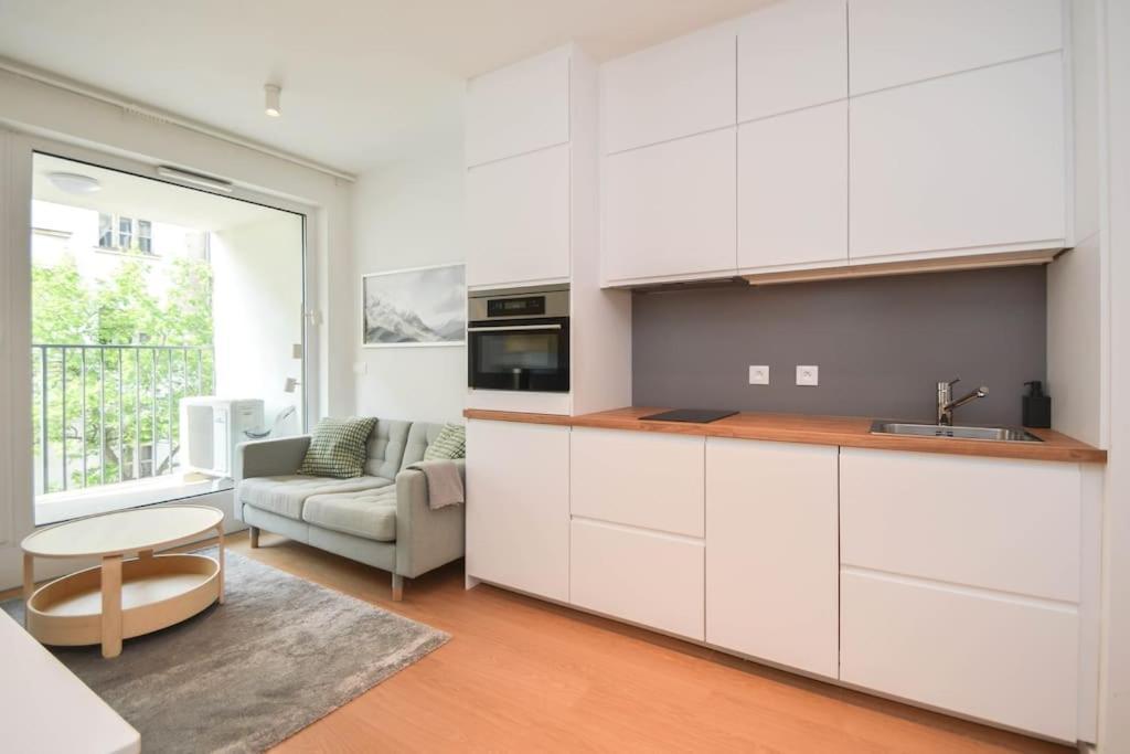 Luxury Apartment In City Center Bratislava Exterior foto